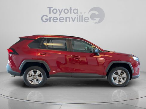 Used 2023 Toyota RAV4 LE AWD/4WD image 7