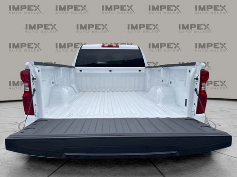 Used 2025 Chevrolet Silverado 1500 W/T image 21