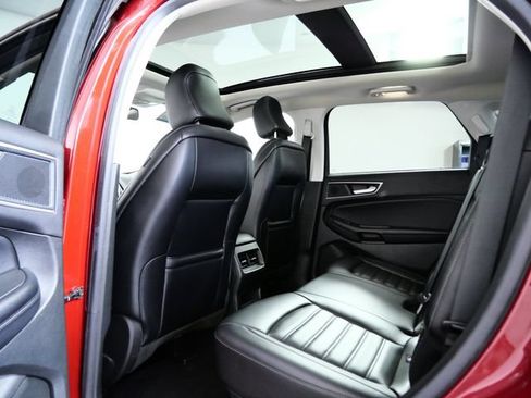 Certified 2023 Ford Edge SEL w/ Convenience Package AWD/4WD image 13