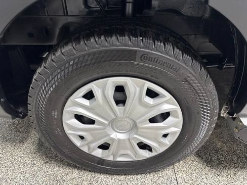 Used 2025 Ford Transit 250 Low Roof w/ Exterior Upgrade Package RWD image 4