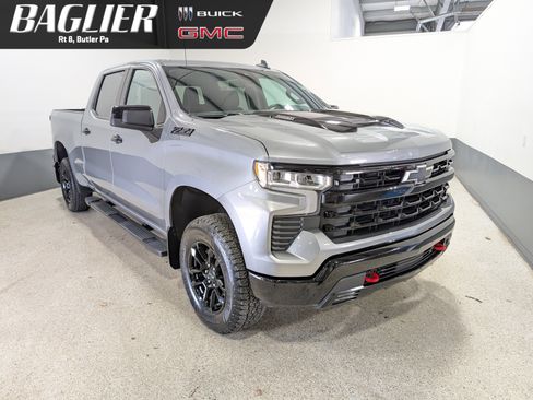 Used 2024 Chevrolet Silverado 1500 LT Trail Boss w/ Convenience Package II AWD/4WD image 1