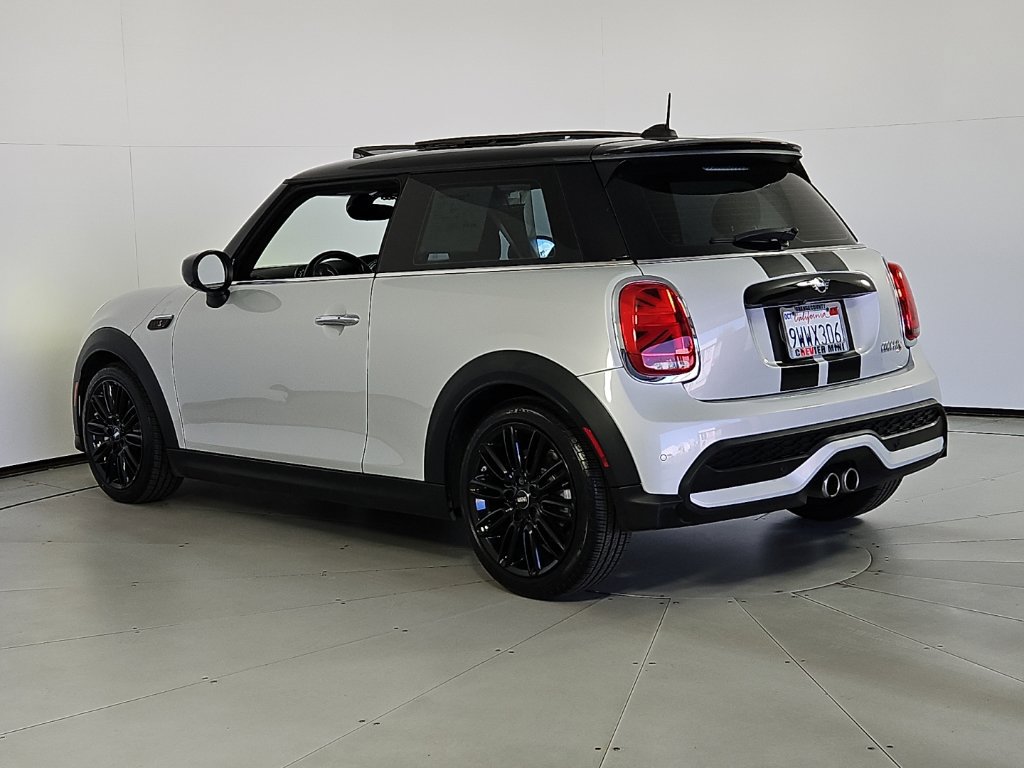 Used 2022 MINI Cooper S FWD image 9