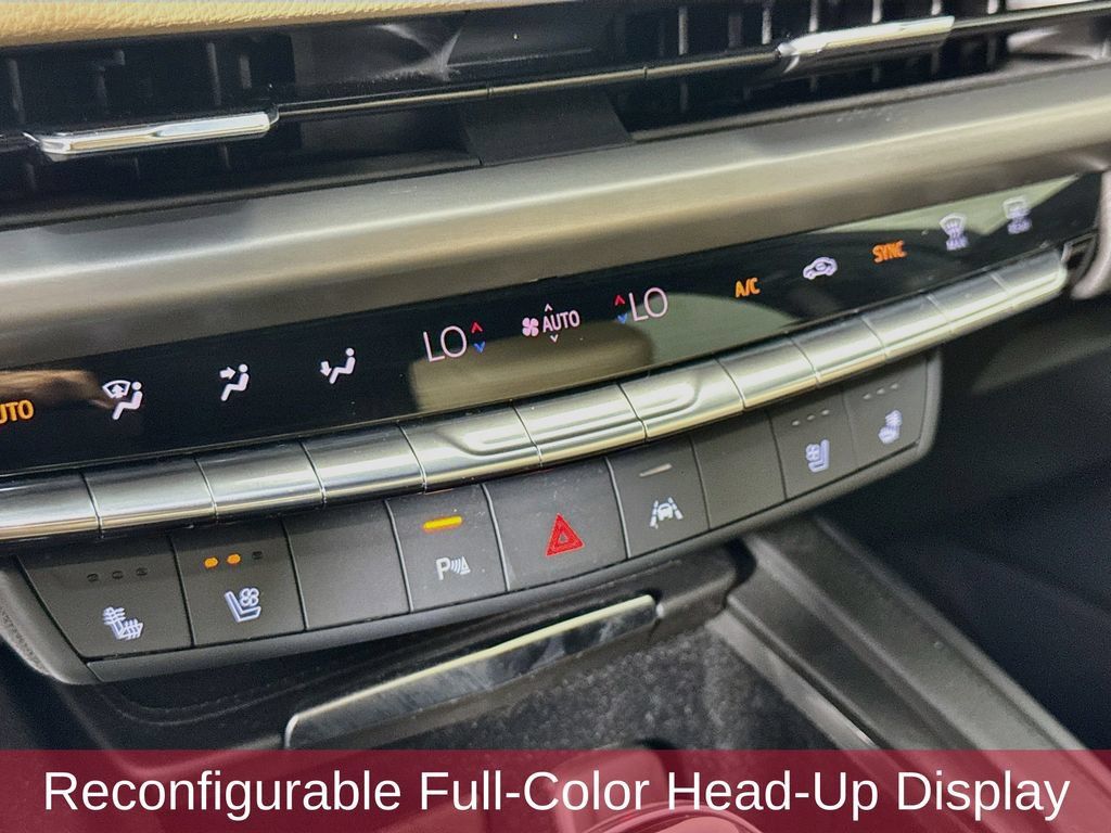 Used 2024 Cadillac XT4 Premium Luxury w/ Active Safety Package FWD image 18