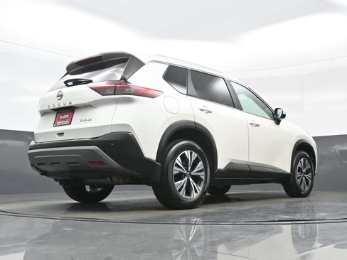 Used 2023 Nissan Rogue SV w/ SV Premium B Package AWD/4WD image 34