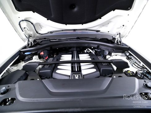 Used 2020 Rolls-Royce Cullinan image 36