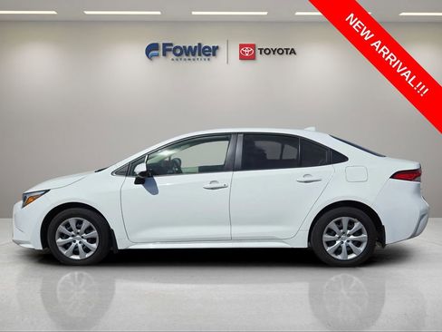Used 2024 Toyota Corolla LE image 4