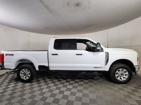 Used 2024 Ford F250 XLT w/ FX4 Off-Road Package AWD/4WD image 8