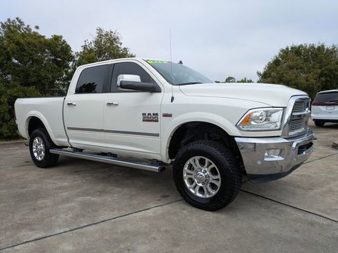 Certified 2018 RAM 2500 Laramie w/ Convenience Group AWD/4WD image 2