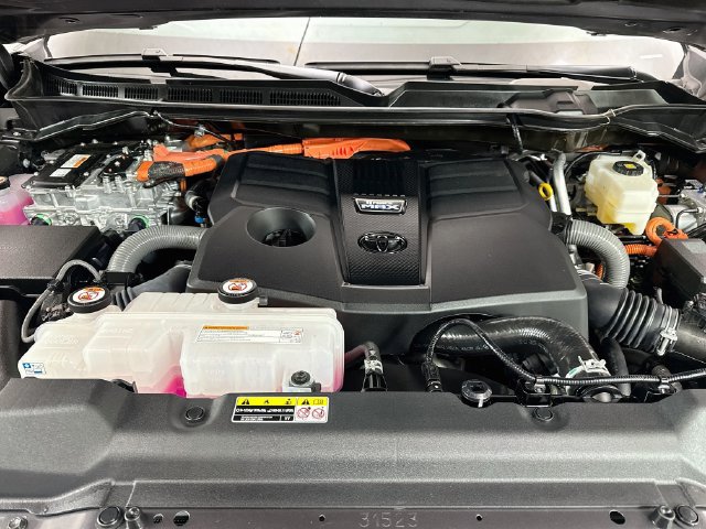 Used 2026 Toyota Sequoia Capstone AWD/4WD image 32