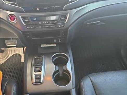 Used 2021 Honda Pilot Special Edition image 14