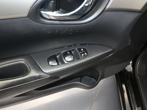 Used 2018 Nissan Sentra S FWD image 11