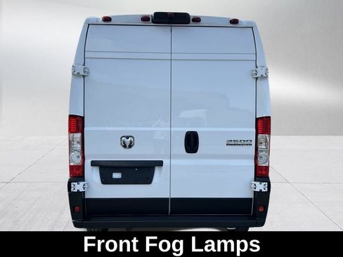 Used 2025 RAM ProMaster 2500 w/ Convenience Group FWD image 7