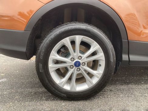 Used 2017 Ford Escape SE image 30