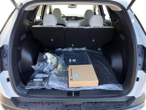 New 2026 Hyundai Tucson Limited image 17