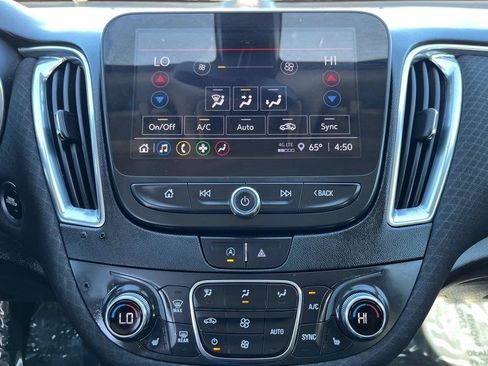 Used 2021 Chevrolet Malibu LT FWD image 11