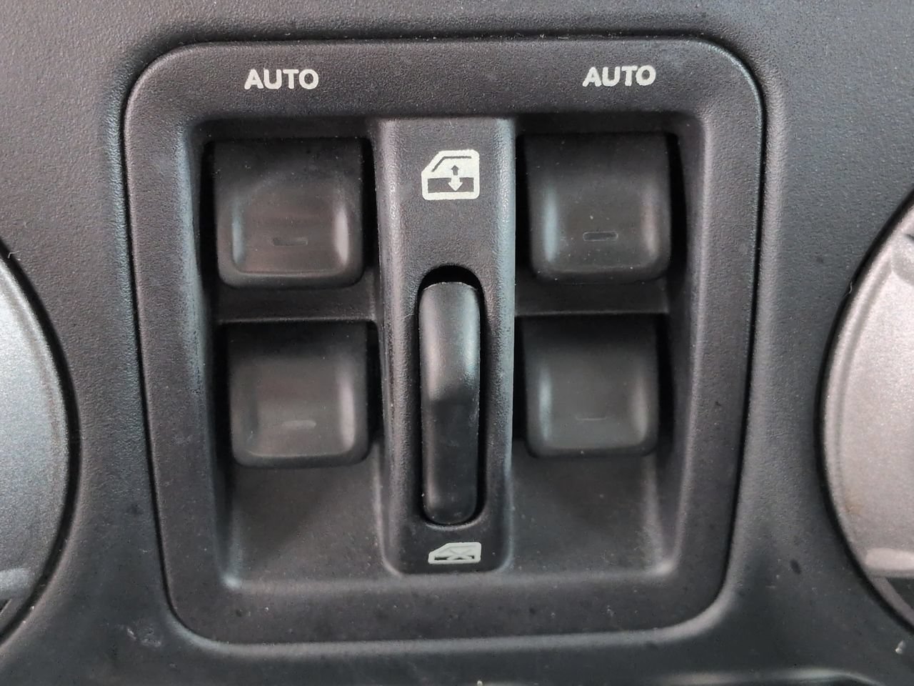 Used 2018 Jeep Wrangler Unlimited Sport S AWD/4WD image 20