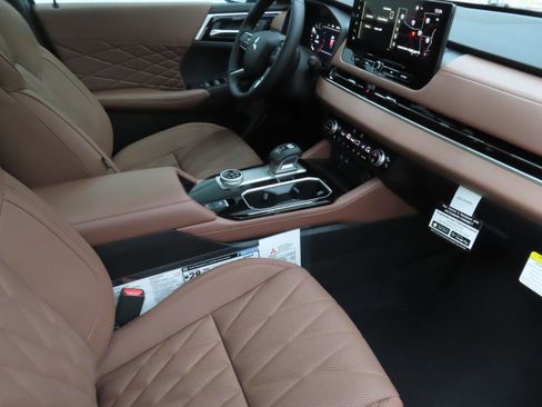 New 2026 Mitsubishi Outlander SEL FWD image 25