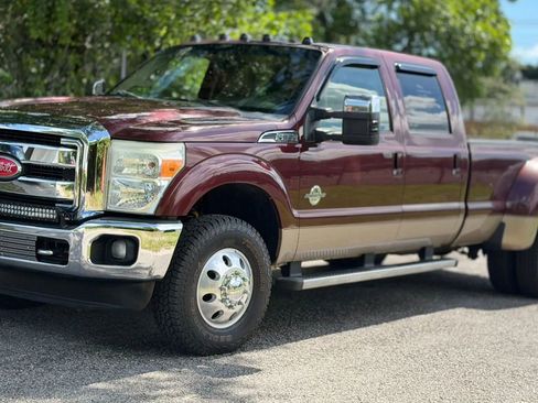 Used 2011 Ford F350 Lariat w/ Lariat Ultimate Pkg AWD/4WD image 3