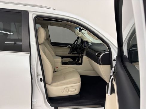 Certified 2023 Lexus GX 460 Premium AWD/4WD image 30