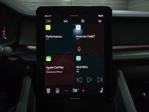 Used 2022 Polestar Polestar 2 w/ Performance Package image 24