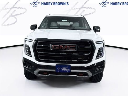 New 2026 GMC Yukon AT4 w/ AT4 Premium Package AWD/4WD image 30