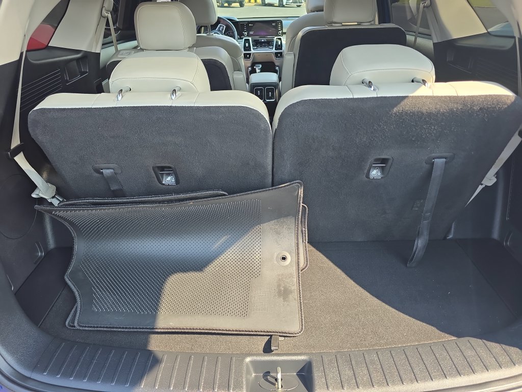 Used 2022 Kia Sorento SX FWD image 9