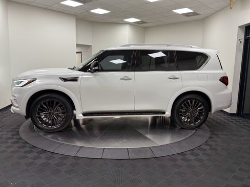 Certified 2023 INFINITI QX80 Premium Select w/ Cargo Package AWD/4WD image 4