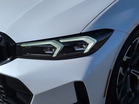 Certified 2025 BMW 330i Sedan w/ M Sport Package image 6