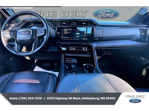 Used 2023 GMC Sierra 1500 AT4 w/ AT4 Premium Package AWD/4WD image 14