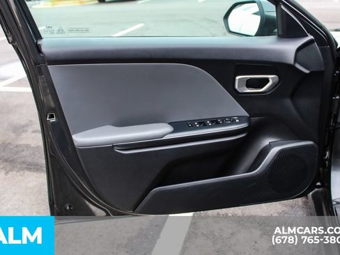 Used 2025 Kia K4 FWD image 37
