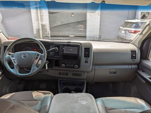 Used 2019 Nissan NV 2500 SV image 15