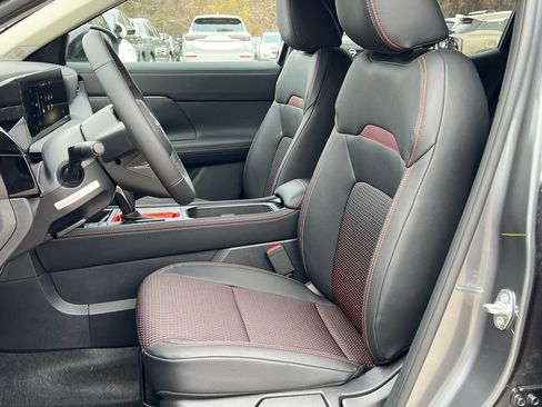 New 2026 Nissan Kicks SR w/ Cold Weather Package AWD/4WD image 8