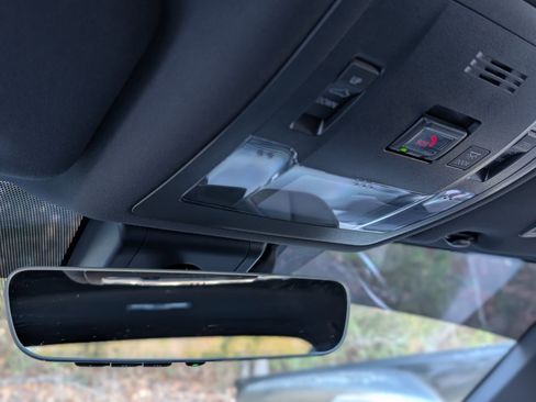 Used 2024 Lexus RC 350 F Sport image 31