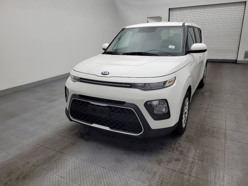 Used 2020 Kia Soul LX image 15