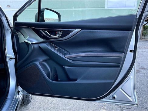 Used 2020 Subaru Crosstrek 2.0i Limited w/ Moonroof Package image 28