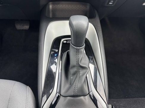 Certified 2025 Toyota Corolla SE image 28