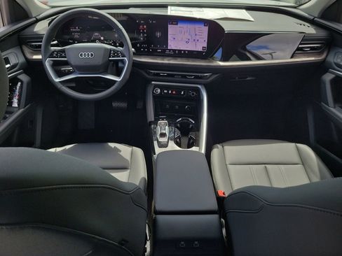 New 2025 Audi Q5 Premium image 23