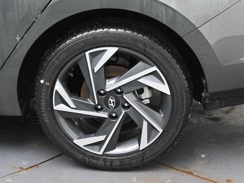 New 2025 Hyundai Elantra Sport FWD image 5