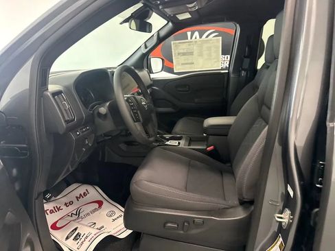 New 2026 Nissan Frontier SV w/ SV Convenience Package AWD/4WD image 8