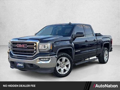 Used 2017 GMC Sierra 1500 SLE w/ SLE Value Package AWD/4WD image 1