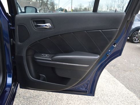 Used 2014 Dodge Charger R/T w/ Wheels & Tunes Group image 28