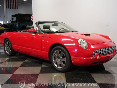 Used 2003 Ford Thunderbird image 16