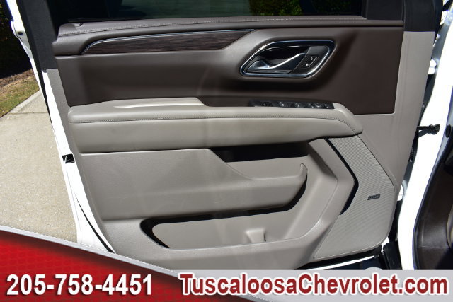 Used 2024 Chevrolet Tahoe Z71 w/ Luxury Package AWD/4WD image 21