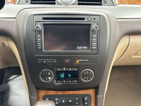 Used 2008 Buick Enclave CXL w/ Entertainment Package #3 image 23