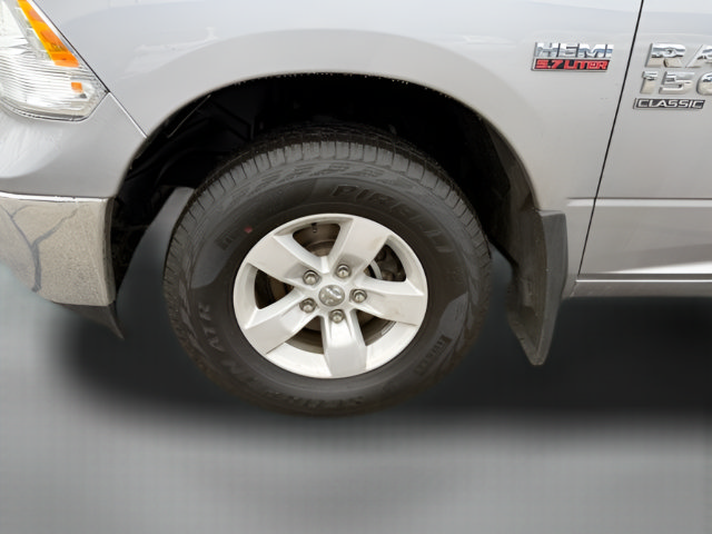 Used 2023 RAM 1500 Classic SLT w/ Protection Group AWD/4WD image 25