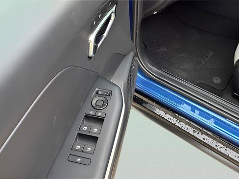 New 2025 Kia K4 GT-Line w/ GT-Line Premium Package image 10