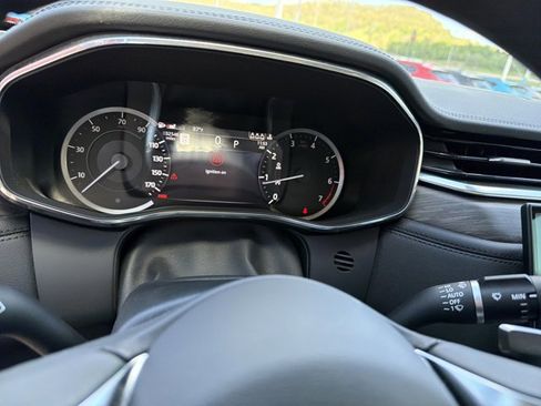 Used 2023 Jaguar F-PACE S image 19