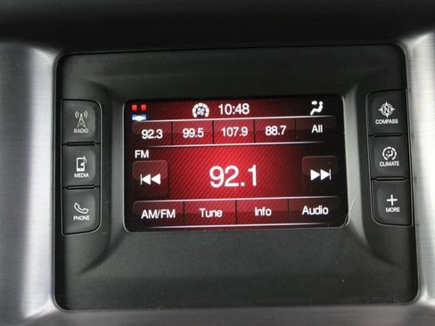 Used 2016 Dodge Charger SE RWD image 18