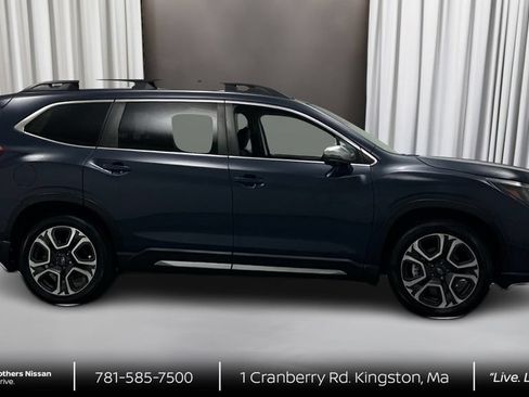 Used 2023 Subaru Ascent Limited w/ Technology Package AWD/4WD image 4