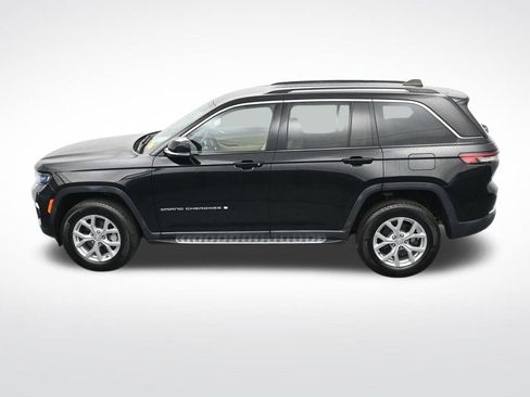 Used 2023 Jeep Grand Cherokee Limited image 30